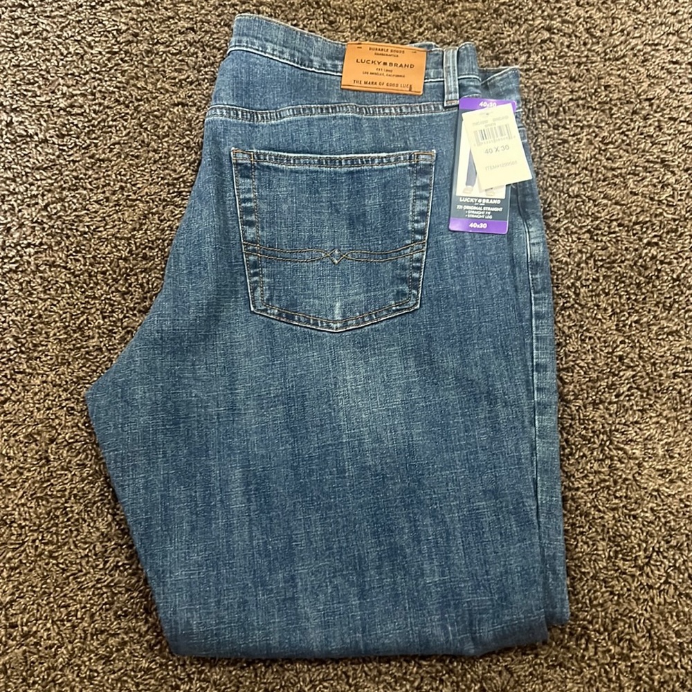 BRAND NEW MENS LUCKY JEANS